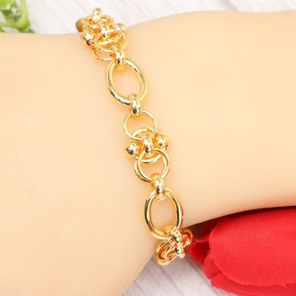 "Trendy Handmade Bracelet – A Thoughtful Gift for Girls & Women | UNVRC1617 - Picture 10 of 10